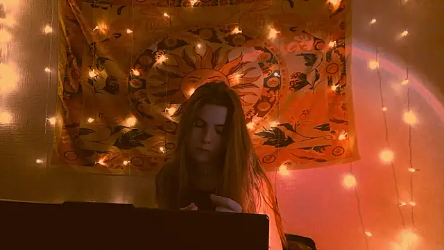 AliceCUNTach online show from March 29, 1:05 am