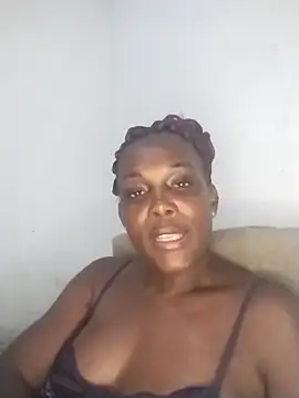 Snapshot of Morena_2021 chatting on December 4, 10:18 pm Morena 2021 online show from December 4, 10:18 pm
