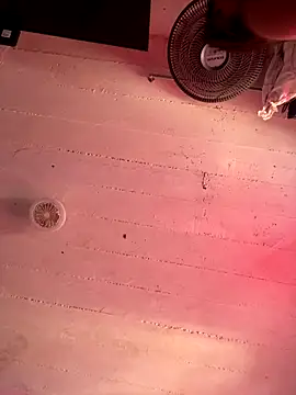 Wenlop online show from November 21, 6:50 pm