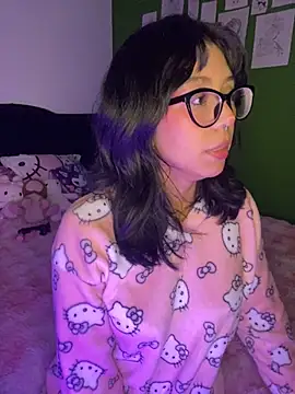 Snapshot of Valen-Foxx chatting on September 13, 4:23 am Valen-Foxx online show from September 13, 4:23 am