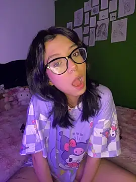 Snapshot of Valen-Foxx chatting on September 27, 5:34 am Valen-Foxx online show from September 27, 5:34 am