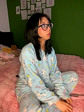 Snapshot of Valen-Foxx chatting on September 28, 5:57 am Valen-Foxx online show from September 28, 5:57 am