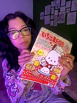 Snapshot of Valen-Foxx chatting on October 19, 5:30 am Valen-Foxx online show from October 19, 5:30 am