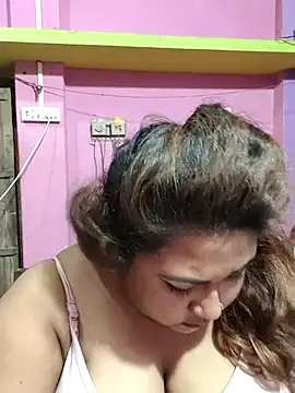 Snapshot of hotbhabhi011 chatting on September 25, 4:11 pm hotbhabhi011 online show from September 25, 4:11 pm