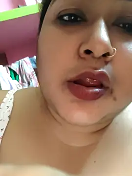 Snapshot of hotbhabhi011 chatting on October 13, 3:34 pm hotbhabhi011 online show from October 13, 3:34 pm