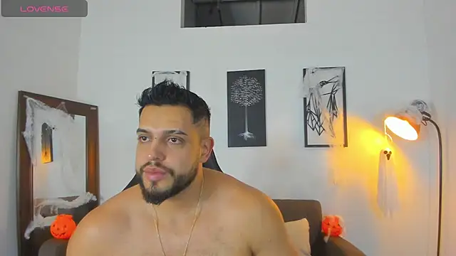 Justin kingX7 online show from October 26, 12:05 am