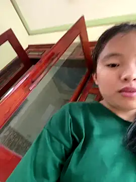 viluna online show from October 3, 12:29 am