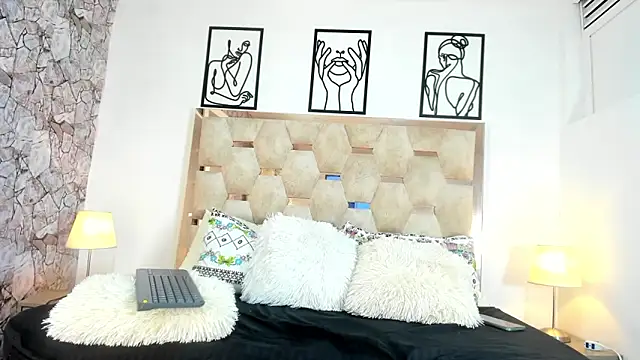 Isabell Villa online show from September 10, 3:06 am