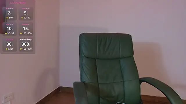 Olivia11  online show from December 1, 11:37 am