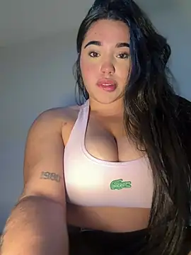 SofiaWildee online show from February 16, 5:36 am