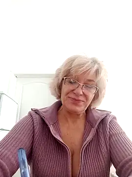 52MiaLove02 online show from December 15, 9:13 am