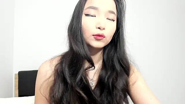 Soyun Mia online show from May 4, 1:29 pm