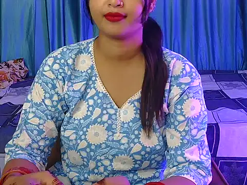 priya-kumari22 online show from October 13, 4:45 am
