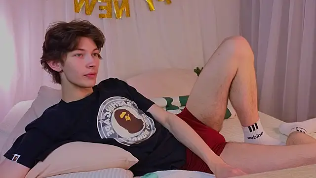  Den1s  online show from December 18, 12:44 pm