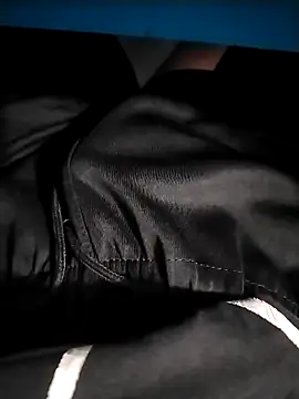 Thanhk77777 online show from November 8, 11:32 am