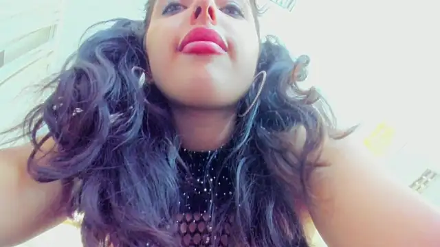 Jelly Bee online show from October 25, 7:52 pm