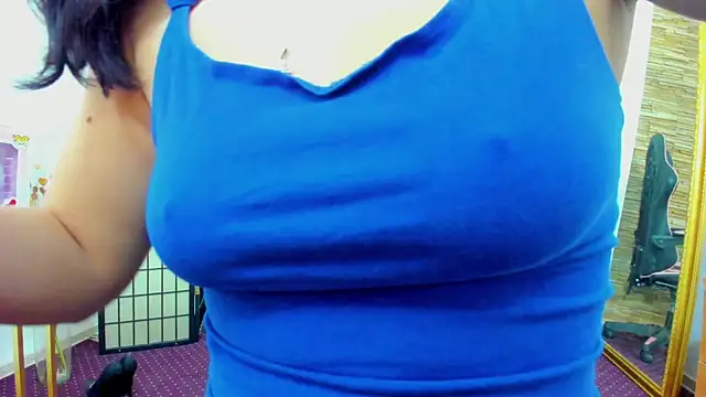 Jelly Bee online show from December 17, 8:26 pm