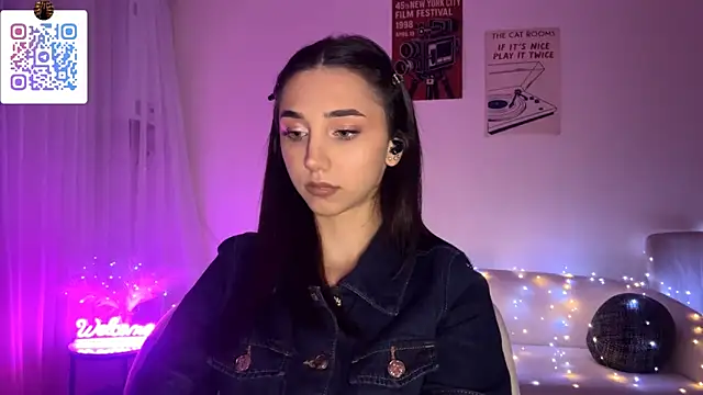 LinaMour online show from March 27, 1:22 am