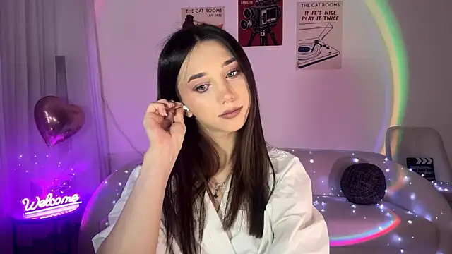 LinaMour online show from May 22, 10:15 pm