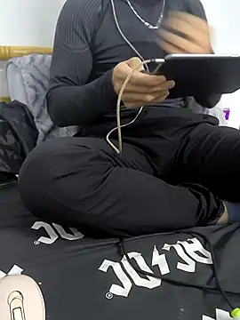 yazinyazin1 online show from December 2, 1:22 am