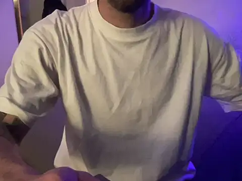 calientechota online show from September 12, 11:26 pm