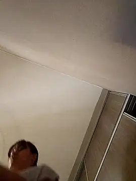 isabella931054 online show from October 30, 7:14 pm