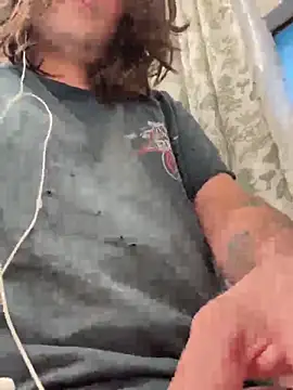Snapshot of crashnasty chatting on October 19, 2:18 pm crashnasty online show from October 19, 2:18 pm
