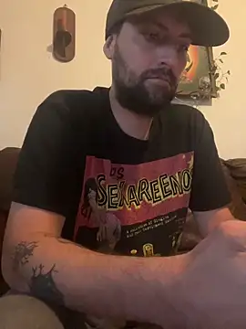 Snapshot of crashnasty chatting on June 9, 3:07 am crashnasty online show from June 9, 3:07 am