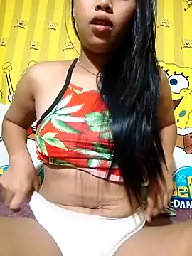 Snapshot of UrSweetAsianLady_02 chatting on February 3, 12:31 am UrSweetAsianLady 02 online show from February 3, 12:31 am