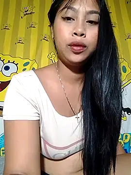 Snapshot of UrSweetAsianLady_02 chatting on February 13, 2:18 am UrSweetAsianLady 02 online show from February 13, 2:18 am