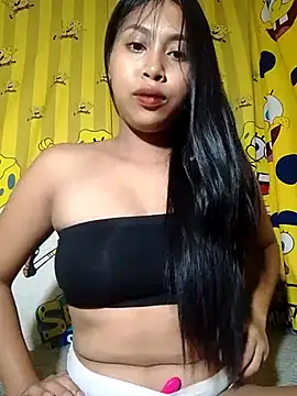 Snapshot of UrSweetAsianLady_02 chatting on February 27, 5:07 am UrSweetAsianLady 02 online show from February 27, 5:07 am