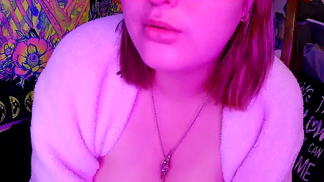 Snapshot of Princessblazed444 chatting on April 25, 4:59 pm Princessblazed444 online show from April 25, 4:59 pm