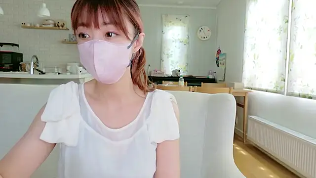 Snapshot of SUZU_1201 chatting on June 18, 2:23 am SUZU 1201 online show from June 18, 2:23 am