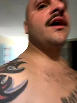 Snapshot of JacksonTheBull chatting on November 8, 8:03 am JacksonTheBull online show from November 8, 8:03 am