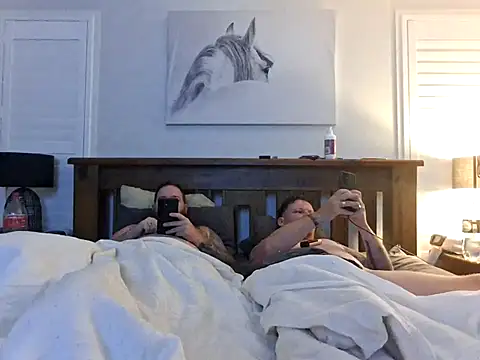 Snapshot of brokecountrylads chatting on October 18, 10:27 am brokecountrylads online show from October 18, 10:27 am