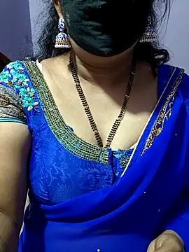 luci-queen online show from October 12, 6:29 pm