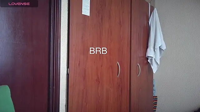 cris2428 online show from January 17, 10:35 pm