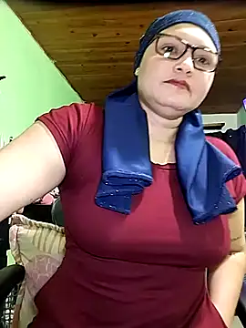 Snapshot of zulaija_masih chatting on September 18, 1:40 am zulaija masih online show from September 18, 1:40 am