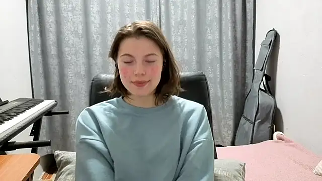CutieAnny online show from May 29, 9:35 pm