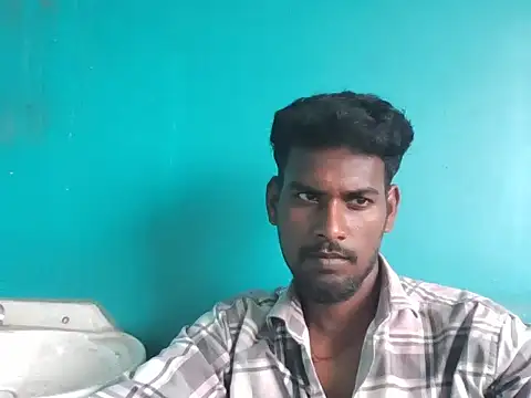 Snapshot of Tamilgud23 chatting on April 24, 6:05 am Tamilgud23 online show from April 24, 6:05 am