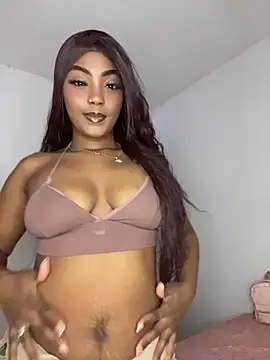 zaracollins01 online show from May 1, 7:07 pm