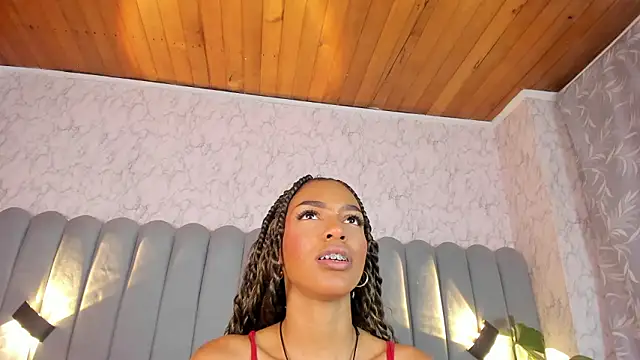 aylacallowey online show from March 19, 7:18 pm