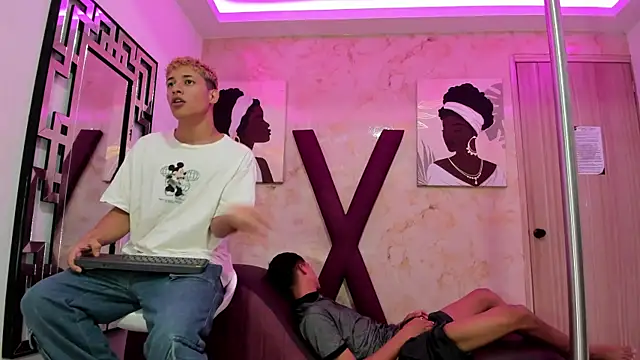 GRETTY BOYS online show from January 7, 7:22 am