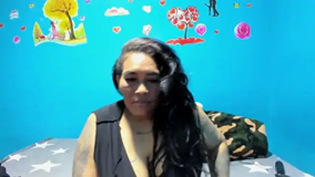 yunkeyc online show from December 1, 4:45 pm