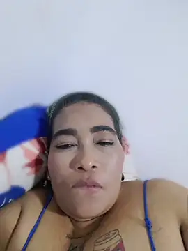 yunkeyc online show from May 22, 1:57 am