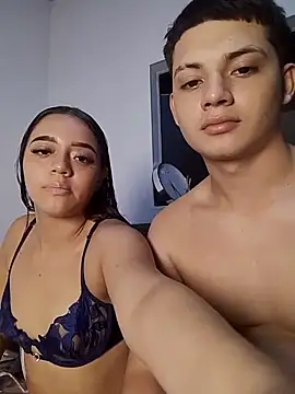 Snapshot of tony_and_katy chatting on October 4, 11:14 pm tony and katy online show from October 4, 11:14 pm