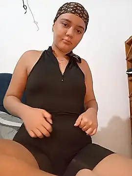 Snapshot of tony_and_katy chatting on January 7, 1:35 pm tony and katy online show from January 7, 1:35 pm