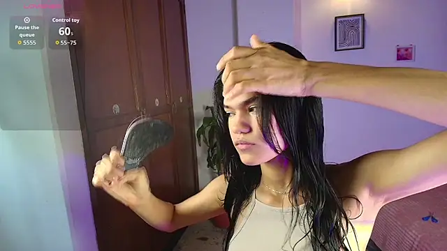 emycarver09 online show from November 3, 12:06 pm