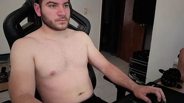 Snapshot of Paul00474 chatting on September 23, 3:59 pm Paul00474 online show from September 23, 3:59 pm