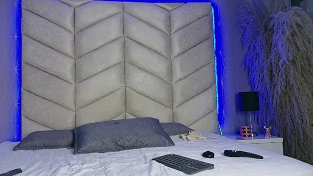 samiradoll online show from November 19, 3:50 am